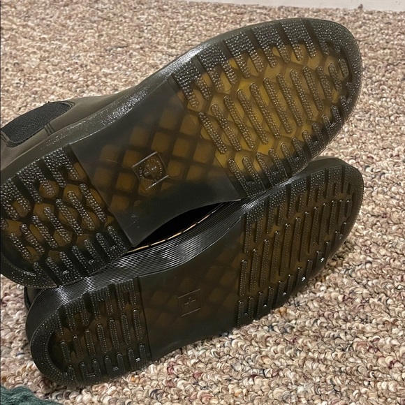 Unisex New Dr. Martens Dorrain Chelsea Black Leather Boots M6 W7 - Picture 7 of 11